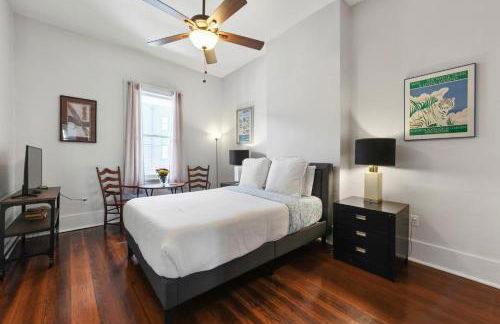 Montgomery Apartments on Magazine Street - Foto 49