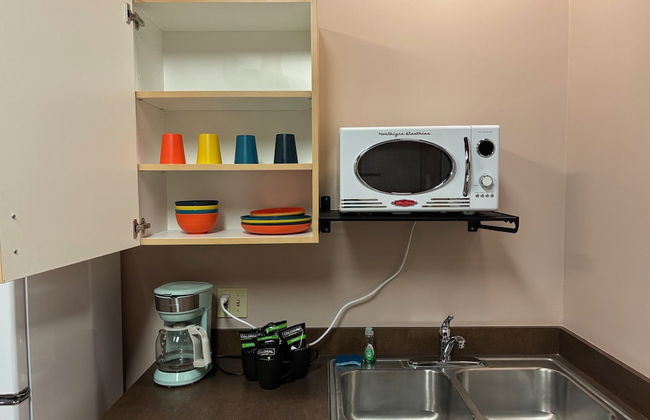 Brewster Hall - Foto 4