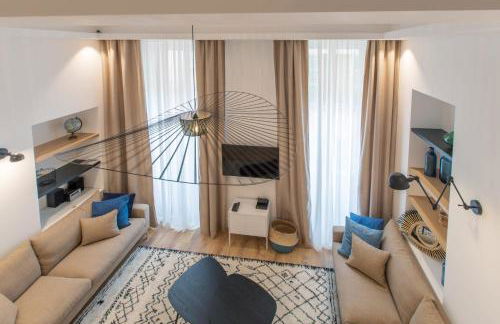 COURS SALEYA Renovated 3 Bedrooms 1 min to Beach Air Conditioning - Foto 32