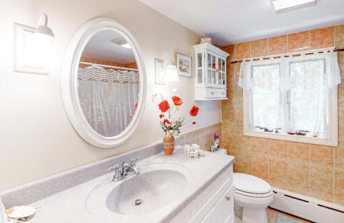 Falmouth Beachtown Getaway - Foto 13