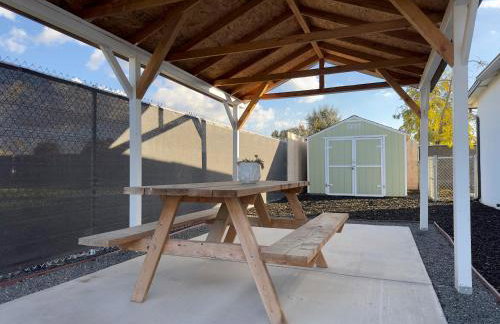 Sequoia Basecamp With Fenced Yard - Foto 3