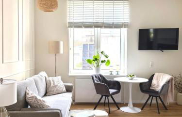 ZUHAUSE AM MEER mit Sonnenbalkon in Strand- und Altstadtnähe - Foto 1