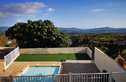 Maisonnette au calme sous les pins avec jardin , parking et piscine - Foto 4