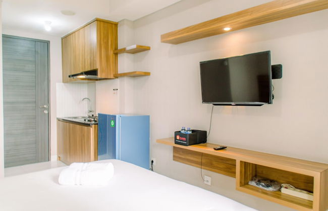 Comfy Studio At Amazana Serpong Apartment - Photo 17