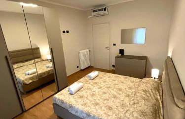 Caldo bilocale con metro sotto casa - Foto 12