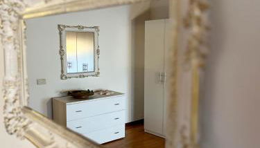 ERMAN HOUSE - Calle veneziana in Riviera del Brenta - Foto 5, wardrobe