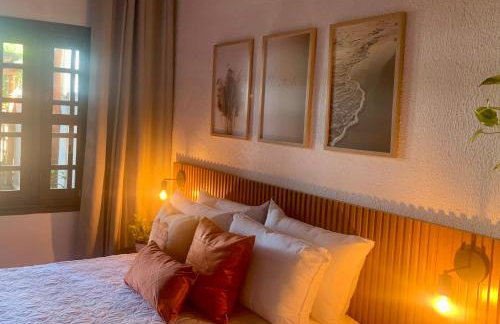 Suíte frente mar com cozinha e quintal pés na areia - Foto 28