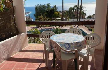 CASAS-E-Y -F-pequeño conjunto casas adosado - Foto 1