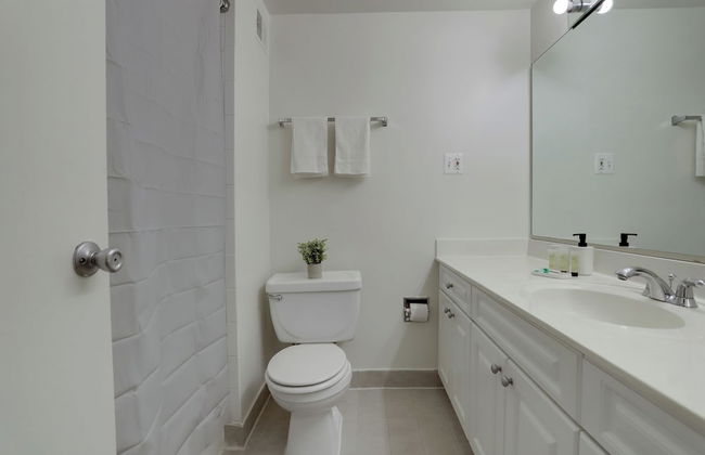 Crystal City Apt Close to Airport - Foto 36