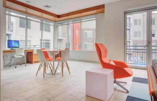 Modern Resort Styled 2BR Apt W Pool, Gym & Hot Tub - Foto 35