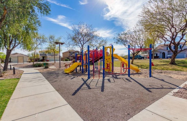 Desert Oasis Buckeye Gameroom Pool Golf - Foto 21