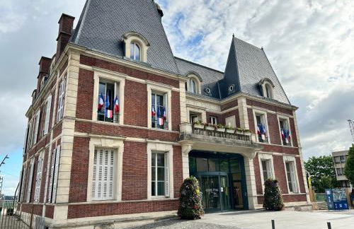 Sweet and comfy in Hyper City center with Netflix, Prime and Disney Plus included - Foto 15