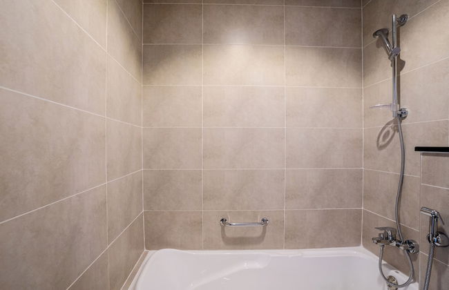 Tanin - Studios at Damac Hills Carson Tower C - Photo 11