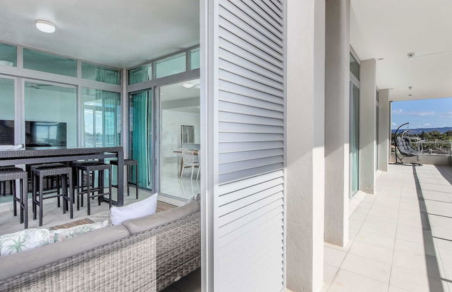 Mermaid Beach Luxury Penthouse - Photo 30