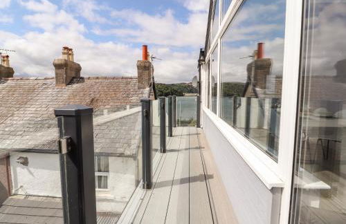 The Old Tywyn Post Office - Photo 32