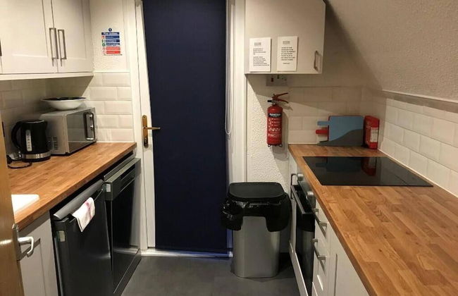 Chalet-sleeps6-parking-garden-pool - Foto 10