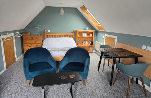 The Loft at Box Bridge - Photo 23