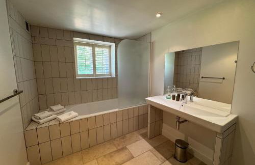 Le Gite de Caroline - Avec Parking Privé - Foto 16