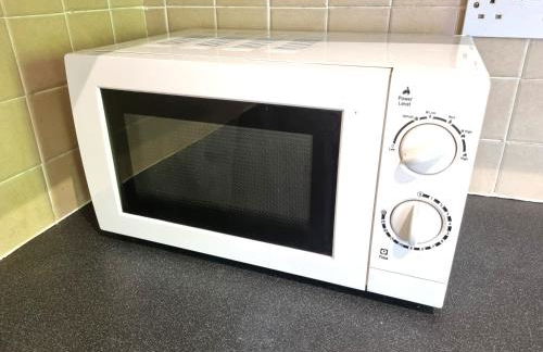 3 Bedroom House Perfect for Family Work Stays Easy Access to Manchester Oldham - Foto 34