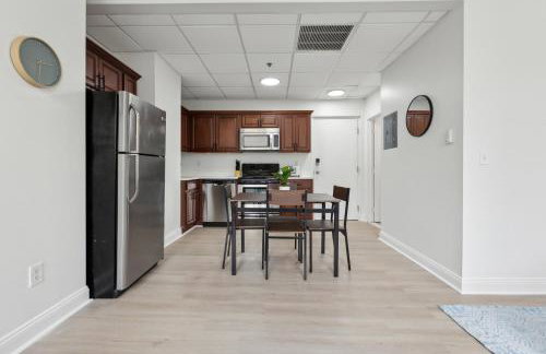 East 225 I Modern Studio in Downtown Rochester - Foto 8