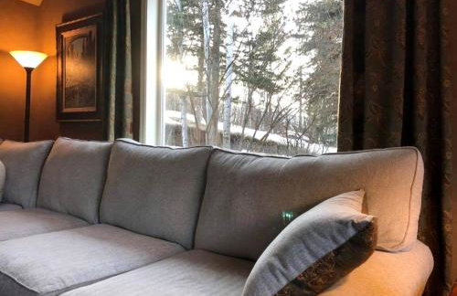 Barn-Style Vacation Rental with Mountain Views in Thayne, Wyoming - Foto 6