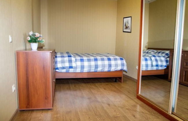 Apartment on Amurskaya St. 3 - Photo 2