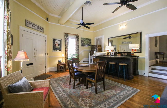 The Irish Bar near Bay Historic Savannah - Photo 30