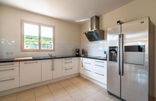 Stylish Villa with Terrace - Foto 17