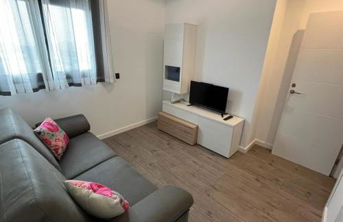 Torre D'Arenas, playa Victoria, piscina y parking - Photo 4