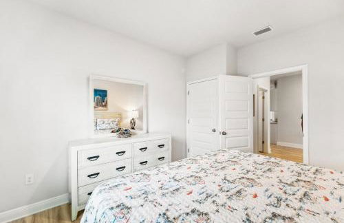 On Seabatical in Windmark Resort! - Bikes, Walk to Beach, Pool, Beach Gear, Golf Cart Incl! - Foto 36