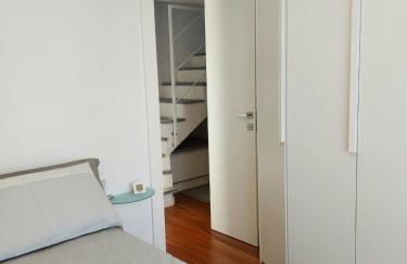 Incantevole appartamento con piscina e vista monti - Foto 3