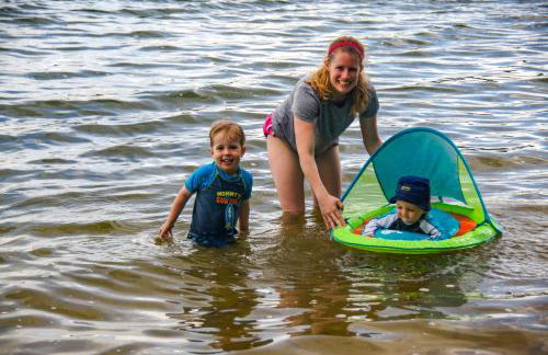 Lakefront Home 4 Bedroom 4 Bath Sleeps 12 - Foto 32