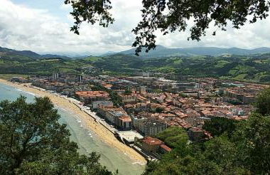 OFERTA ESPECIAL ÚLTIMA HORA - SARAKATUA15 - vistas espectaculares - familias y parejas - 2 dormitorios independientes - amplio salón cocina comedor - tarjeta parking OTA GRATIS - Julio y agosto estancia mínima 7 noches de domingo a domingo - - Foto 61