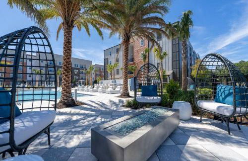 Luxury Resort Living, Pool, BBQ, Fitness Center, 1st Floor, Minutes 2 May Clinic - Foto 12