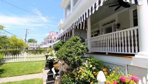 207 Howard Street - The "Schapteau" - Foto 4