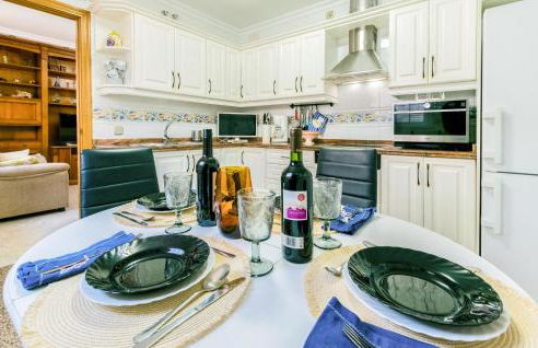 1 Bedroom Stunning Apartment In Sevilla - Foto 6