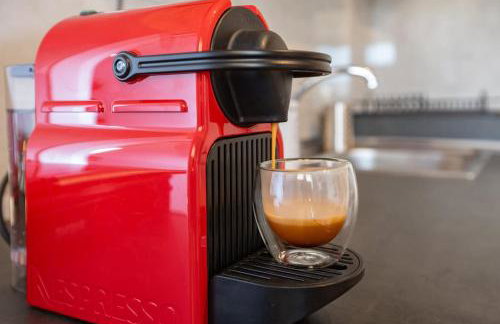 Hot tub with Acropolis view 1 minute from METRO TRAIN - Foto 12