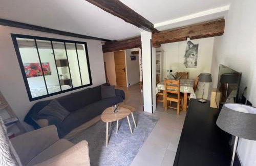 LE MONTAGNARD bel appartement avec jardin dans vieille ferme de montagne rénovée - Photo 1