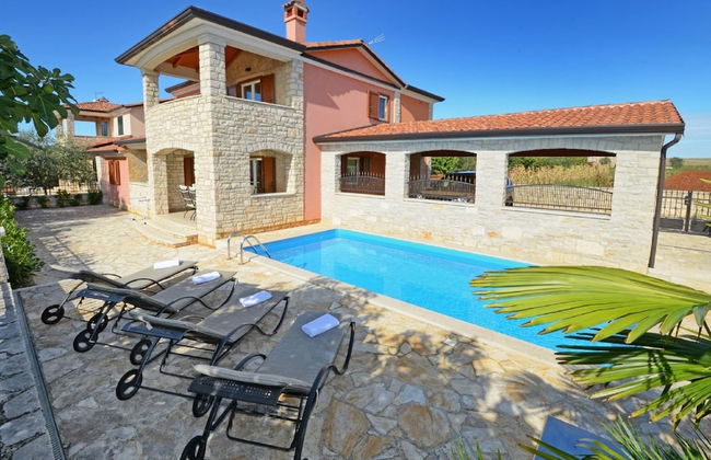 Cozy Holiday Home in Rogovici With Swimming Pool - Foto 16