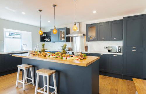 Nether Newton - Sleeps 12, Hottub, Sauna, Private Garden - Foto 30