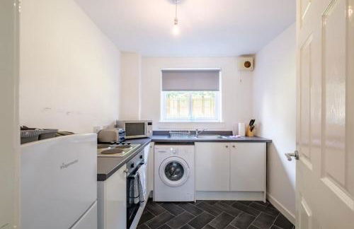 Monicas Apartment Lovely ground floor 2 bedroom serviced apartment - Foto 2