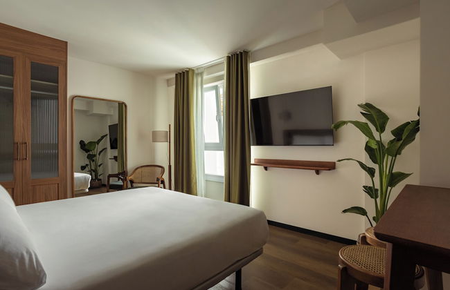 Batimont Suites & Apartments - Photo 5