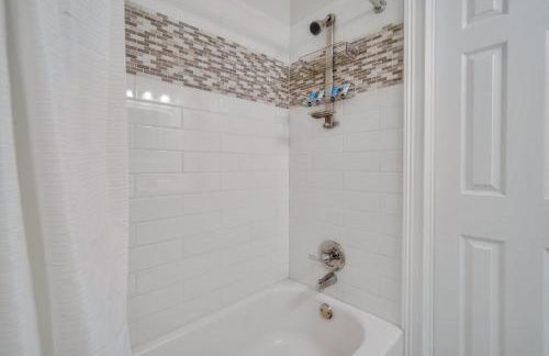 Lynwood Collection on Forsyth 6A by Lucky Savannah - Foto 26