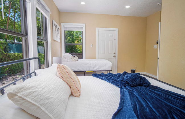 Modern Living 3br/2ba Close to Amazing Downtown - Photo 17