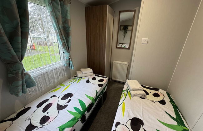 Haggerston Castle - Caravan - Sleeps 6 - Parking - Foto 4