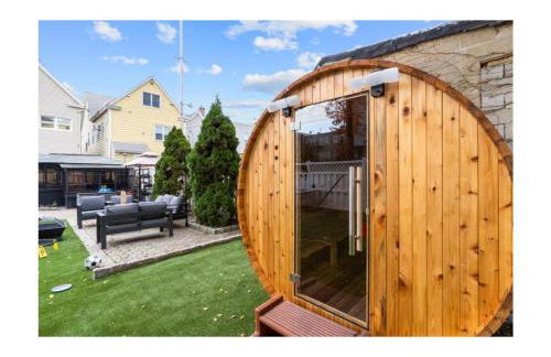 Epic Spa & Play Retreat NYC EWR Sleeps 30! - Foto 1