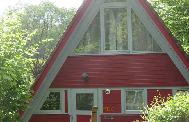 Wooden Bungalow With a Terrace, in a Wooded Area - Foto 37