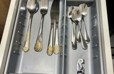 Studio Home Office Completo Cama Queen e Ar Condicionado Vista Panorâmica - Foto 67