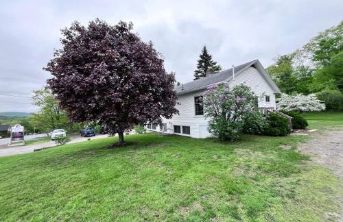 Cozy Retreat with Private Backyard Oasis - Foto 18