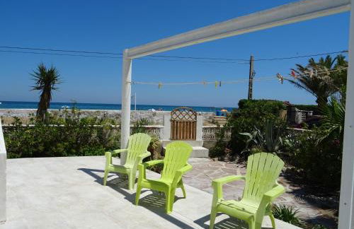 Villa at seafront with private garden-655 - Foto 17